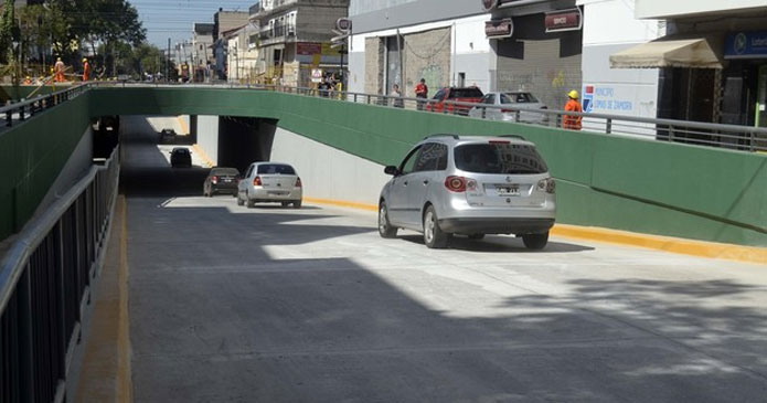 Abrió el paso bajo nivel de Larroque-Chacabuco