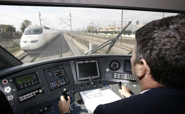 ¿Qué ha supuesto la llegada del AVE para Málaga y la Costa del Sol?