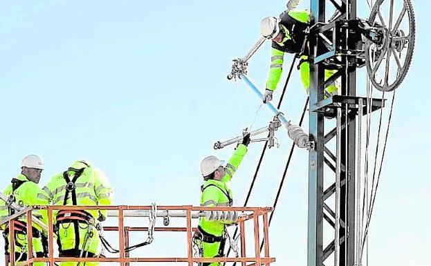 España: Catenaria a 30 por hora