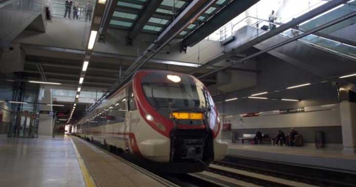 España: El Ministerio de Fomento conocerá este año la viabilidad de llevar el Cercanías al PTA