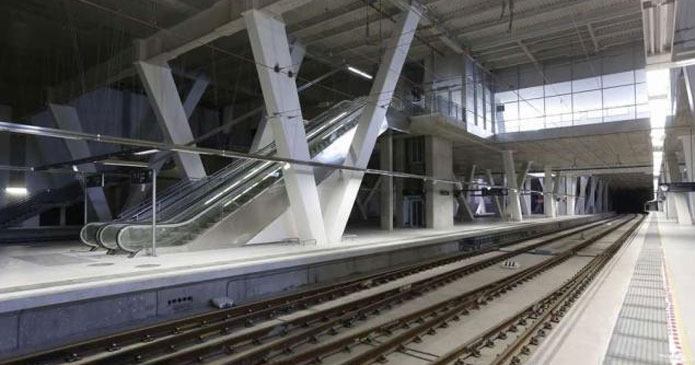 España: Usuarios del servicio de tren del Eje Atlántico critican horarios y precios