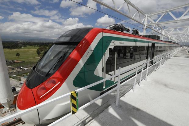 México: Interurbano de Toluca; el tren más rápido de América Latina