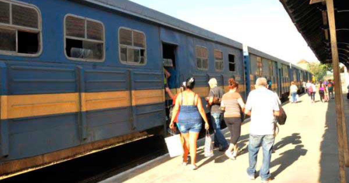 Cuba: Las vías del tren en Sancti Spíritus «atraviesan el peor momento de su historia»