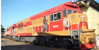 Cuba: París asistirá a La Habana en un proyecto de reforma del sistema ferroviario cubano