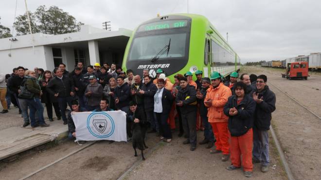 El tren patagónico presentó en SAO su nueva unidad