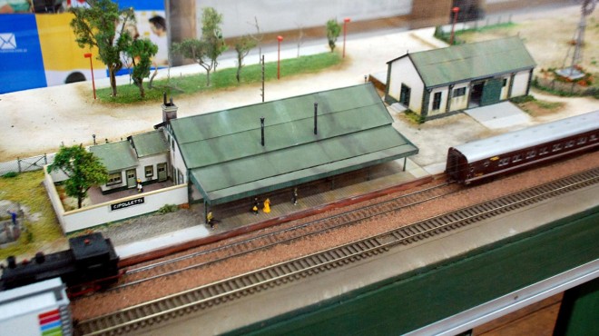 La historia del ferrocarril regional contenida en un museo cipoleño
