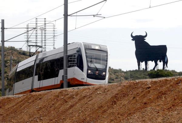 España: Una nueva línea del TRAM unirá en 20 minutos el Postiguet y Playa de San Juan