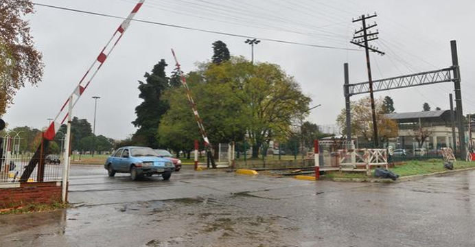 Presentan el proyecto para la obra del paso bajo nivel de 1 y 32
