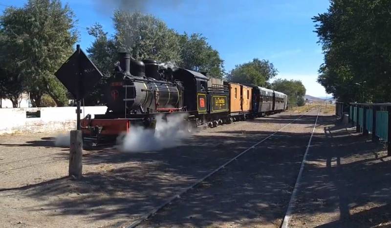 Con La Trochita como protagonista, se forman nuevos conductores de locomotoras a vapor