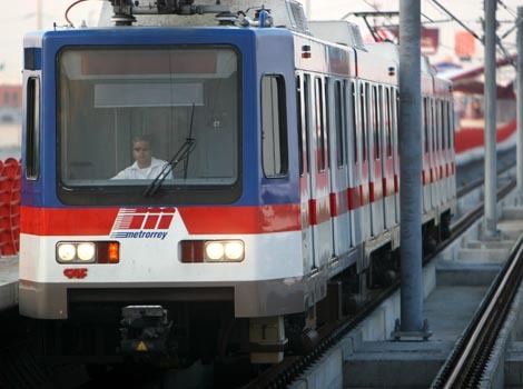 Energía de basura mueve metro de Monterrey, México