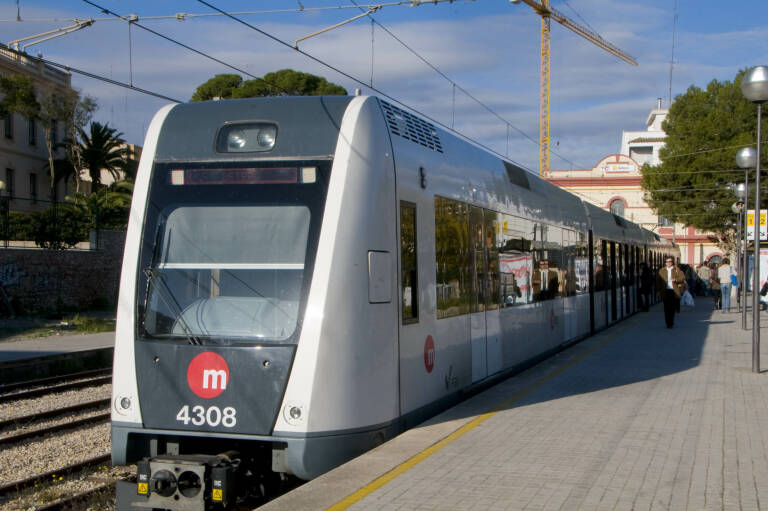 FGV contrata de urgencia a Stadler ante la falta de mantenimiento de los trenes del metro por la covid