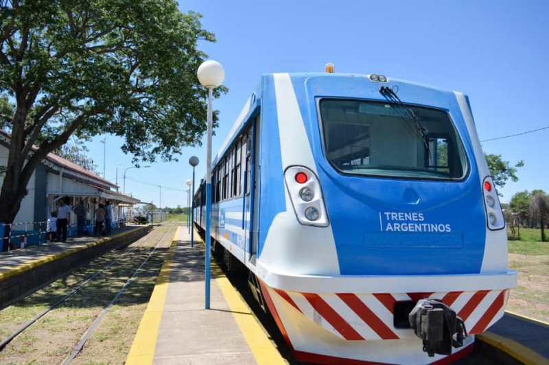 Agregan dos frecuencias más al servicio de trenes