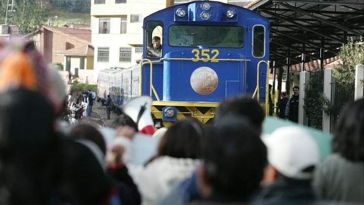 Cusco: trabajadores ferroviarios inician paro de 48 horas