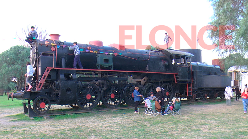 Memorias: La vieja locomotora Strobel que alberga los recuerdos de ferroviarios