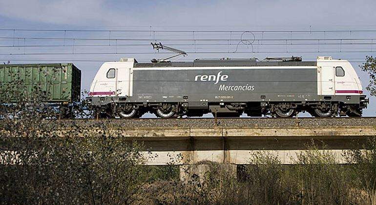Renfe Mercancías siguió en ‘números rojos’ en 2017 al perder 17 millones