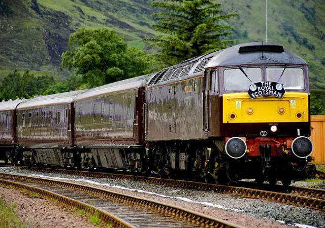 Reino Unido: Royal Scostman: el tren con spa que recorre Escocia