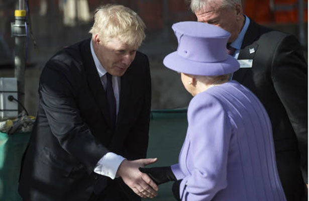 Inglaterra: Una nueva línea ferroviaria de Londres llevará el nombre de Isabel II