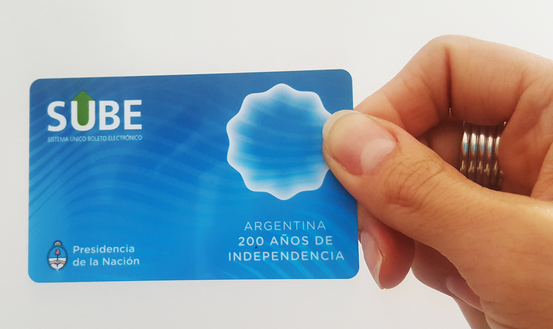 Tarjeta SUBE: suman opciones de carga pero aún no se puede pagar con débito en el subte