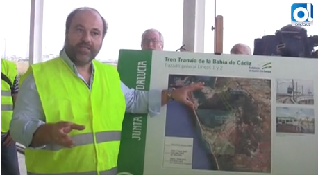 Renfe se encargará finalmente de la explotación comercial del tranvía