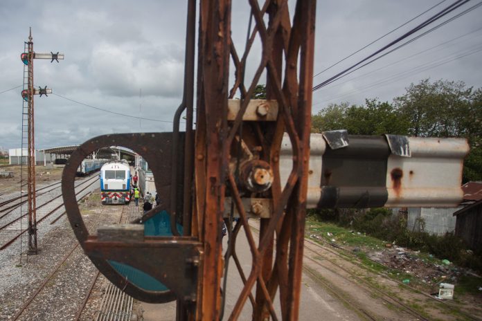 “El tren ya está listo para volver a correr hace cinco días”
