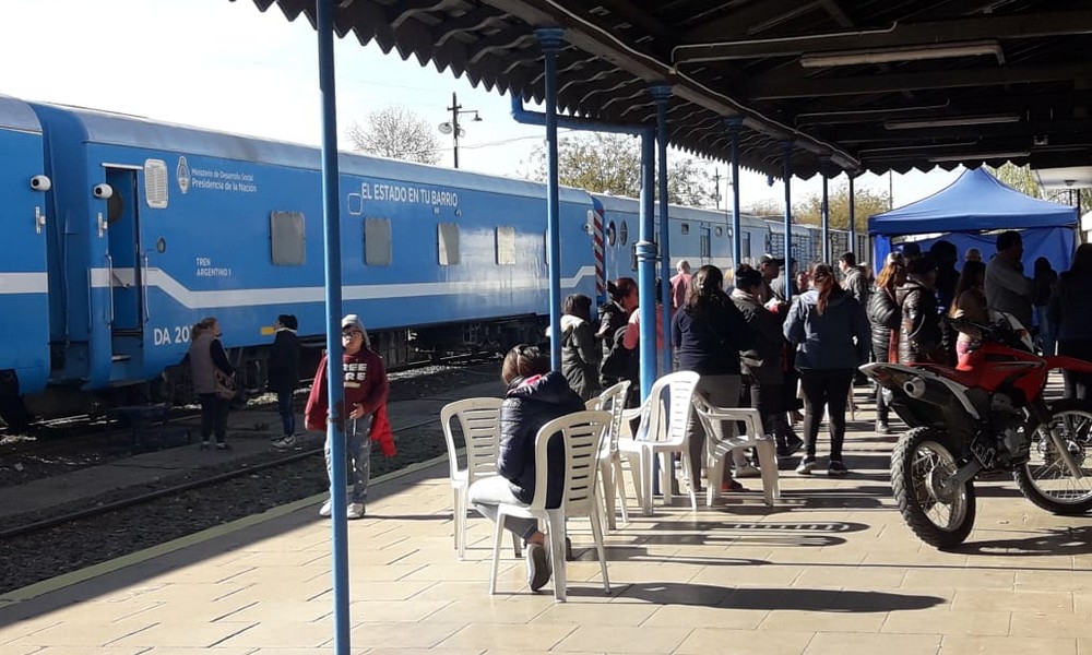 El tren sanitario ofrece atención en distintas especialidades