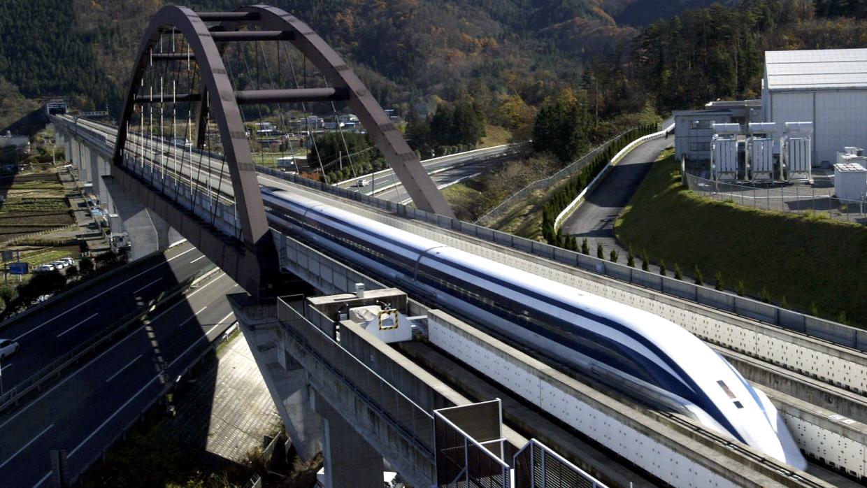 La batalla de los supertrenes que buscan unir Washington DC y Baltimore en cuestión de minutos