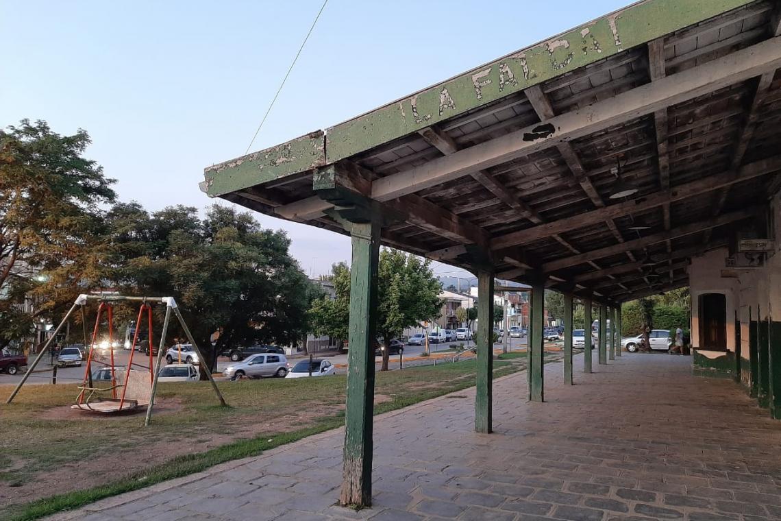 El gobierno nacional se compromete a evaluar la vuelta del ferrocarril a La Falda