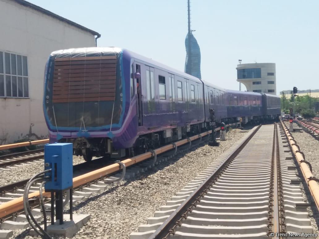 Baku obtiene 10 nuevos trenes de TMH