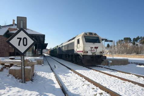 España: La línea ferroviaria Zaragoza-Valencia quintuplica el tráfico de mercancías tras las últimas mejoras
