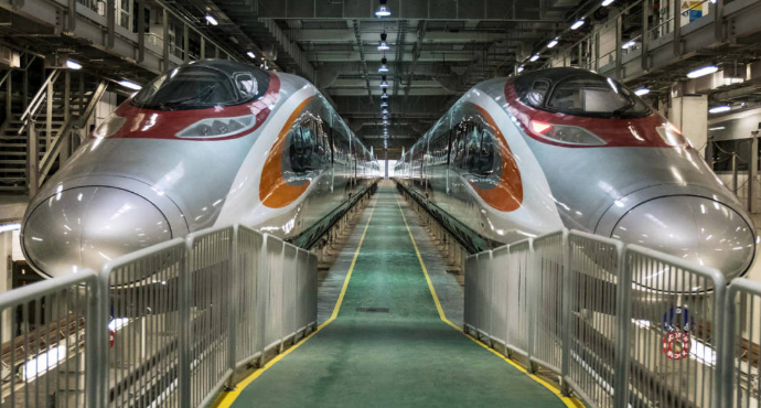 Pekín-Hong Kong en 8 horas: así es viajar en el nuevo ‘AVE’ chino a 350 km/h