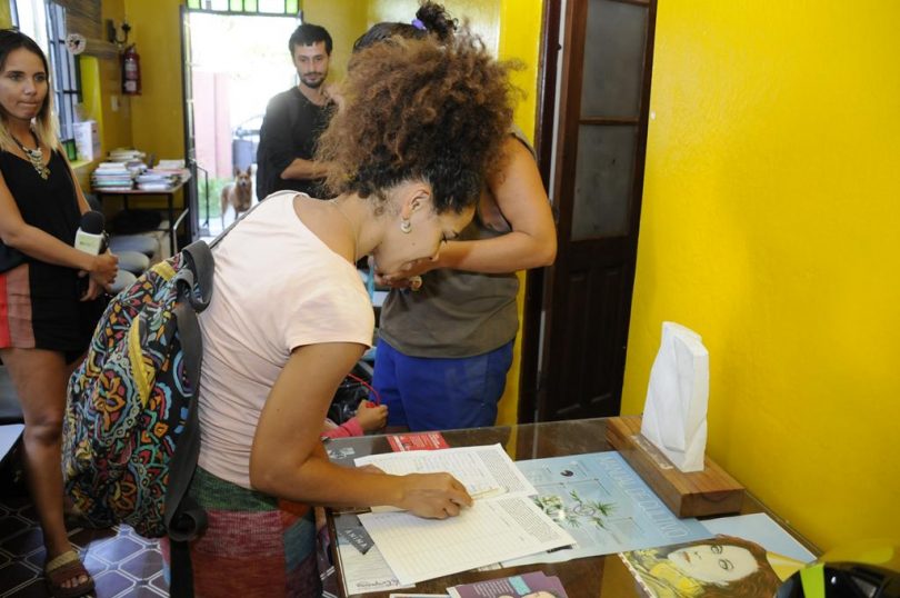 Vecinos buscan firmas para frenar los despidos y pedir la vuelta del tren de pasajeros